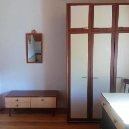 Ferienhaus 4 Bedrooms House At 450 M Away From The Beach With Enclosed Garden And Wifi *