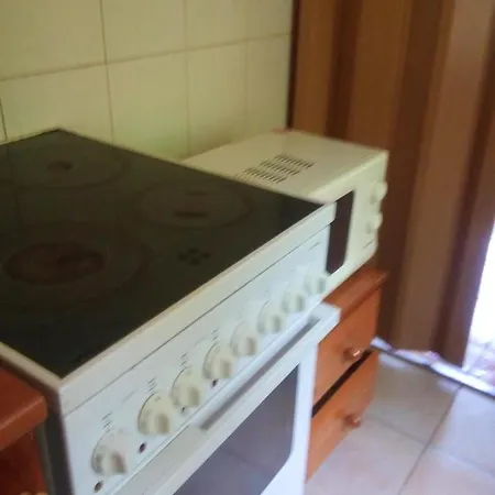 4 Bedrooms House At 450 M Away From The Beach With Enclosed Garden And Wifi Ferienhaus