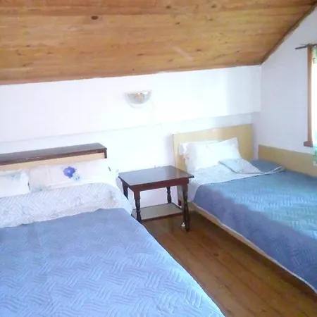 4 Bedrooms House At 450 M Away From The Beach With Enclosed Garden And Wifi Varna