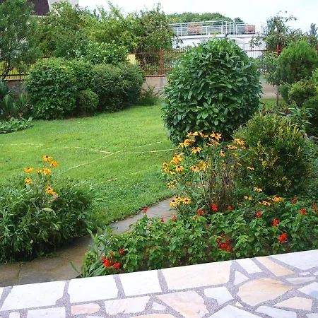 Holiday home 4 Bedrooms House At 450 M Away From The Beach With Enclosed Garden And Wifi Varna