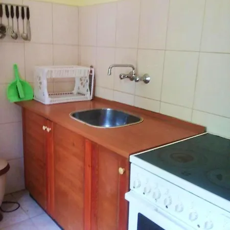 4 Bedrooms House At 450 M Away From The Beach With Enclosed Garden And Wifi * Varna